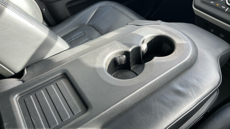 Land Rover Defender 2.0 D240 HSE 110 5dr Auto [6 Seat] Diesel Estate